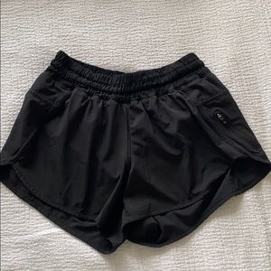 Tracker Shorts